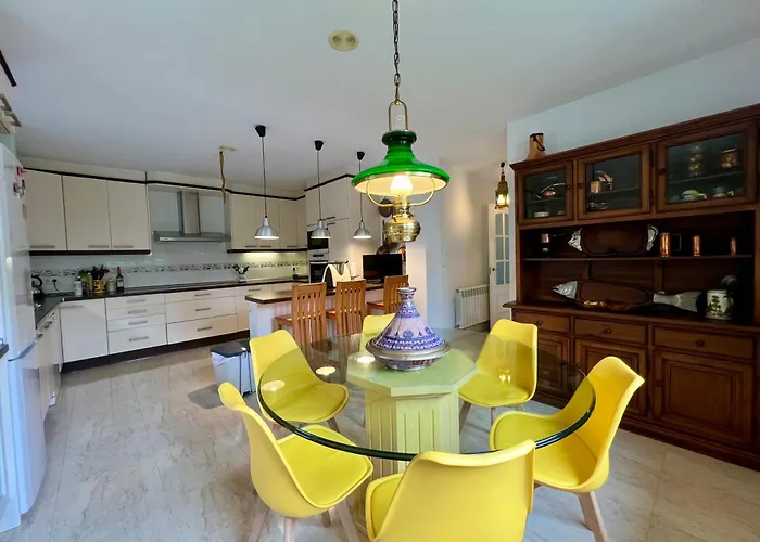 Stylish Host Cantabria- Meron בית נופש