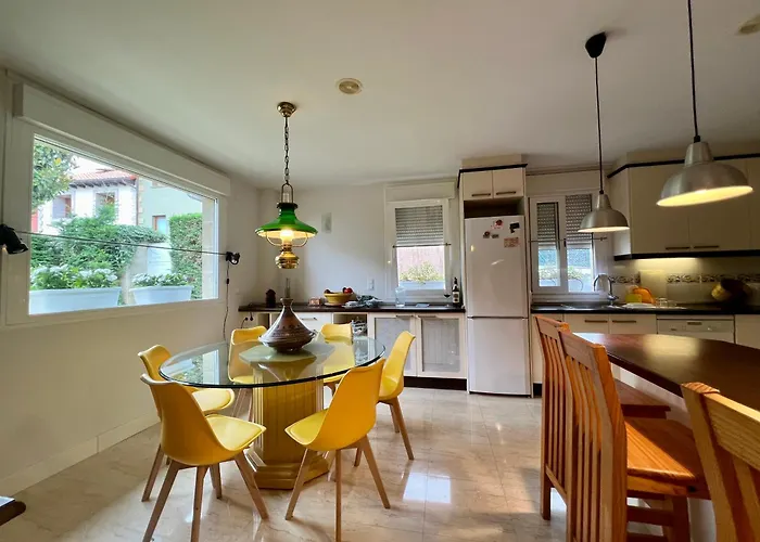 Stylish Host Cantabria- Meron * La Revilla (San Vicente de la Barquera)