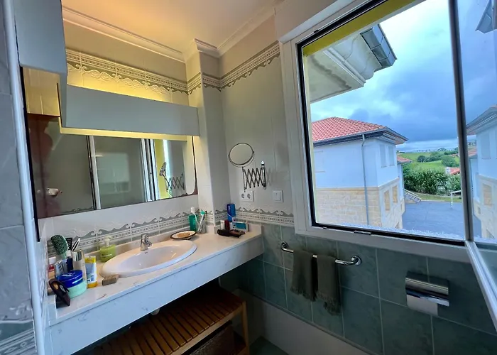 Stylish Host Cantabria- Meron בית נופש La Revilla (San Vicente de la Barquera)